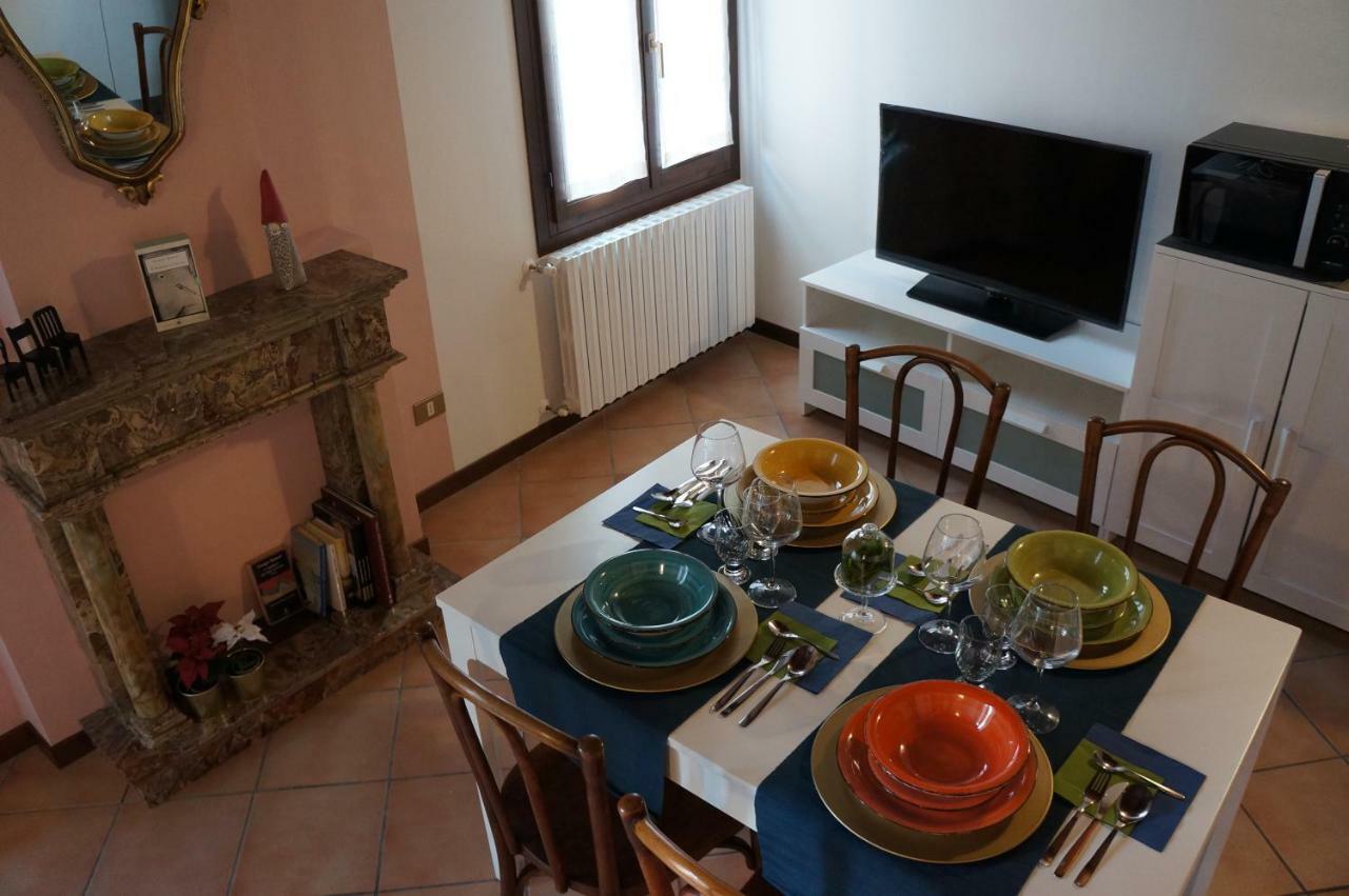 Ferienwohnung La Scarana Ferrara Exterior foto
