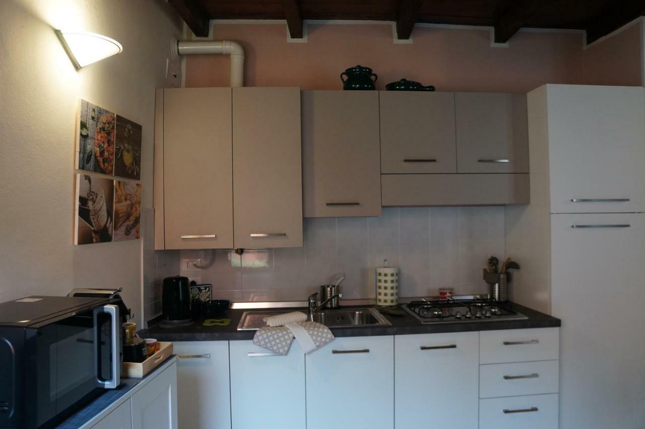 Ferienwohnung La Scarana Ferrara Exterior foto